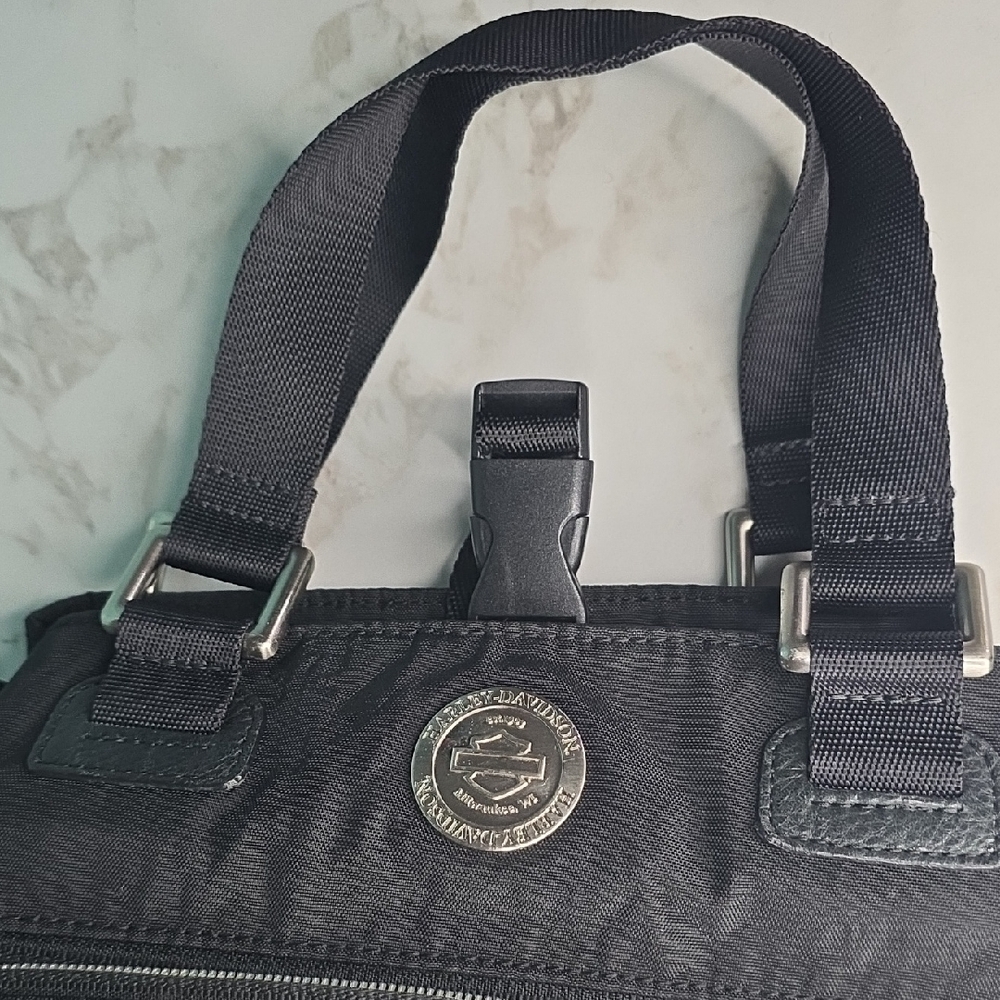Harley-Davidson Black Nylon Messenger Bag with Silver Hardware - Picture 3 of 15